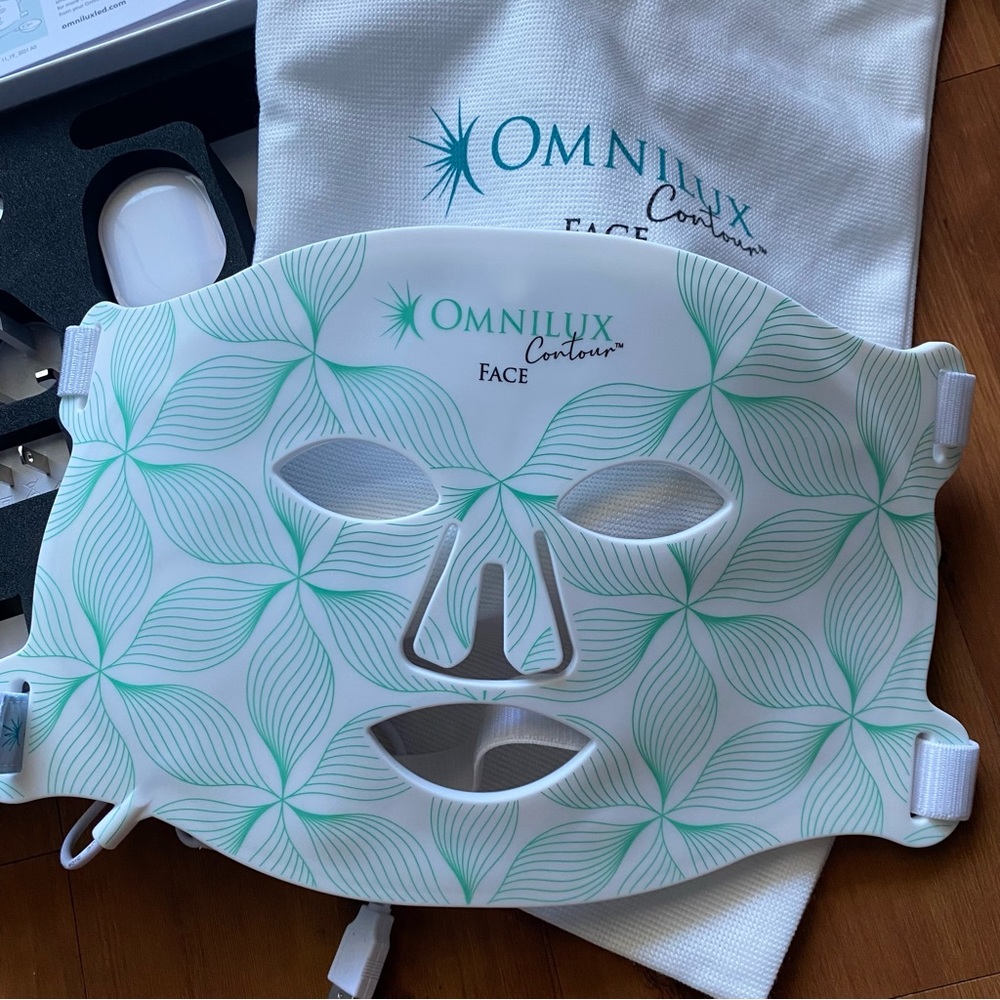 OMNILUX Contur Face Mask